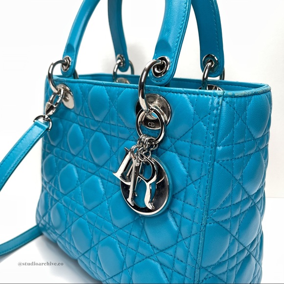 Medium Lady Dior in Turquoise - Picture 3 of 7